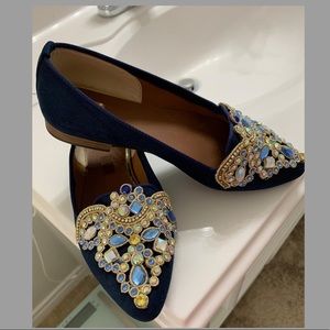 Beautiful flat shoes